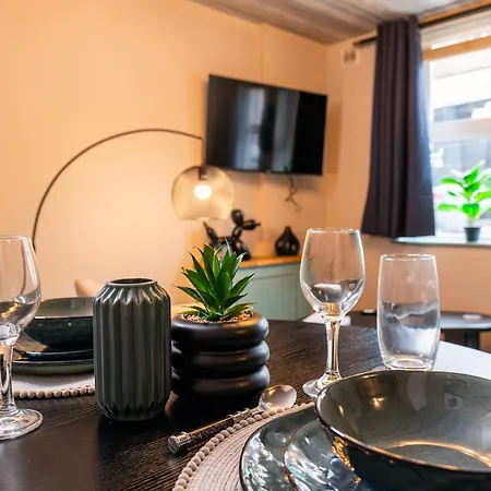 Park Place - 1 Bedroom In By Mint Apartment Bristol